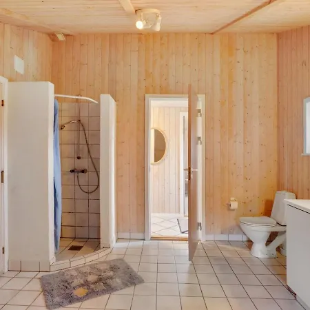 Holiday home Rosali - 500m From The Sea In Nw Jutland By Interhome